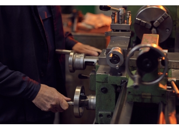Como reduzir vibrações em máquinas industriais e evitar paradas não programadas Como reduzir vibrações em máquinas industriais e evitar paradas não programadas
